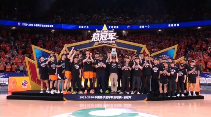OG阿努诺比:站在英国篮球之巅的NBA冠军倒计时