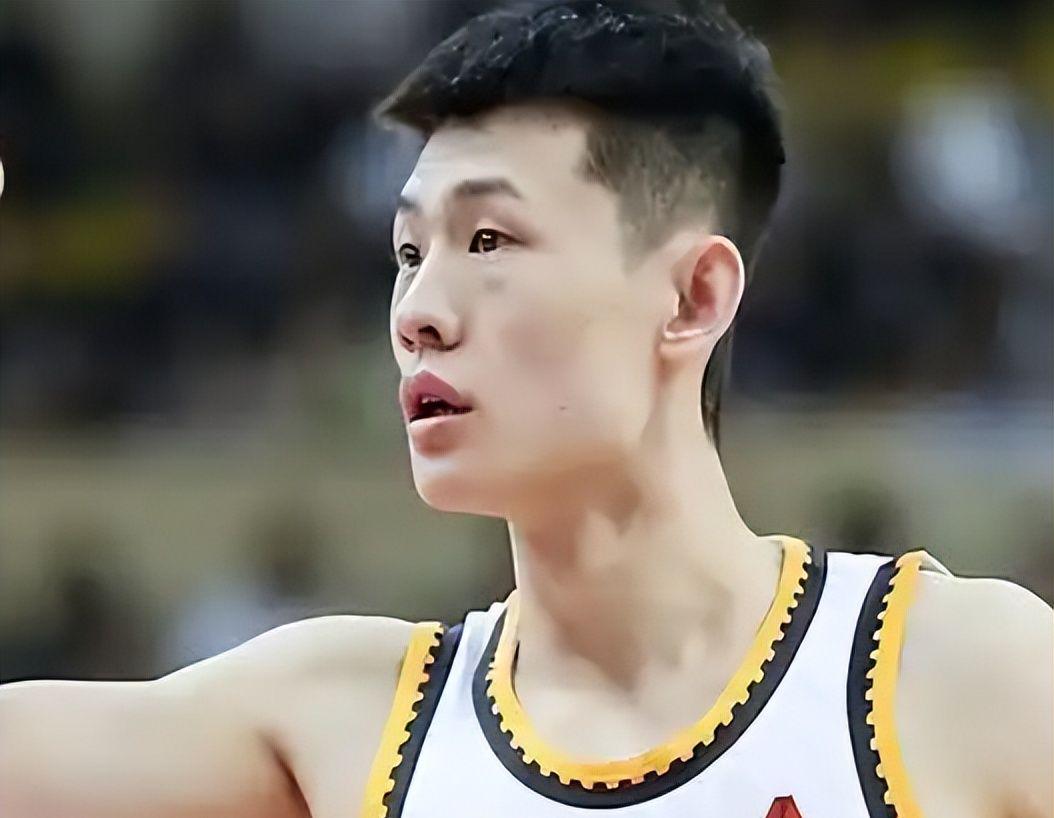 戈森斯:曾被佛罗伦萨排除,如今效力沙尔克